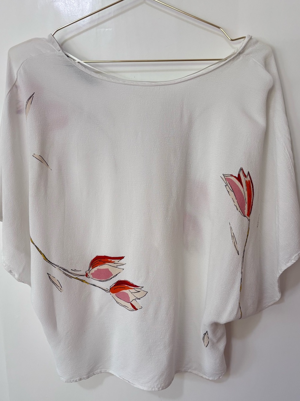 Zara| Mod White Cropped Short Dolman Sleeve Blouse w/Pink & Red Floral Sz L